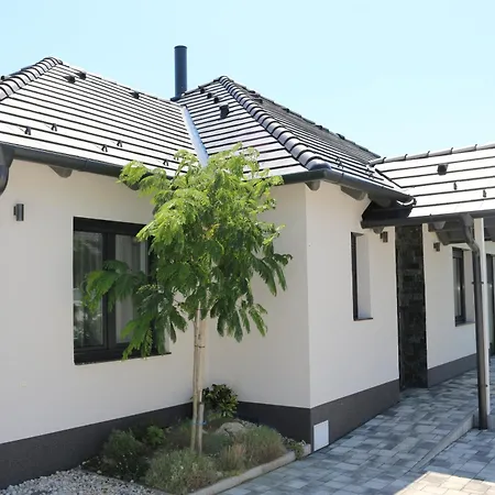 Apartment Tameli Delux Tapolca