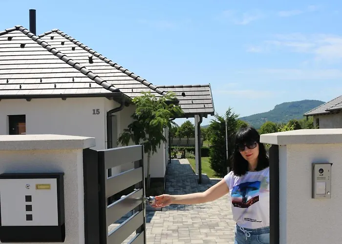 Tameli Delux Апартаменты